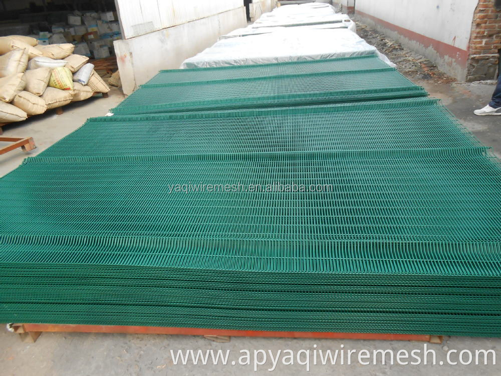 76.2mm*12.7mm anti-climb galvanized/pvc coated welded mesh fence used in army